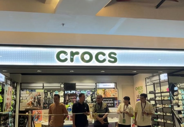 Crocs Kini Hadir di Duta Mall Banjarmasin, Ada Promo Diskon!